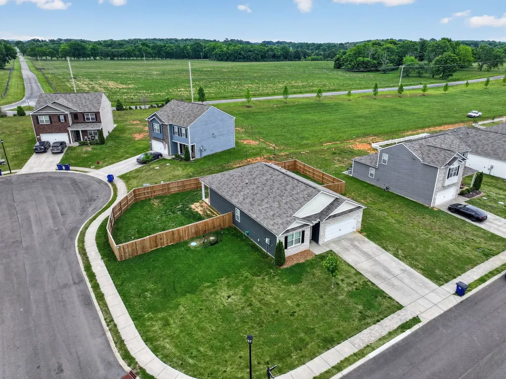 438 Lauren Lane Chapel Hill TN 37034