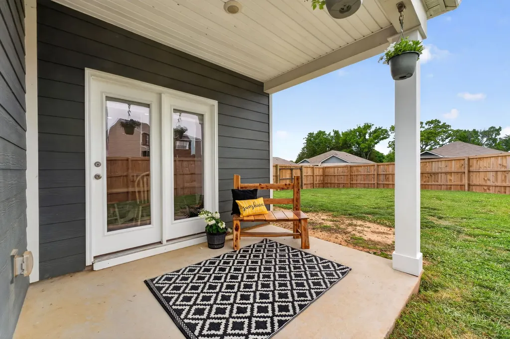 438 Lauren Lane Chapel Hill TN 37034