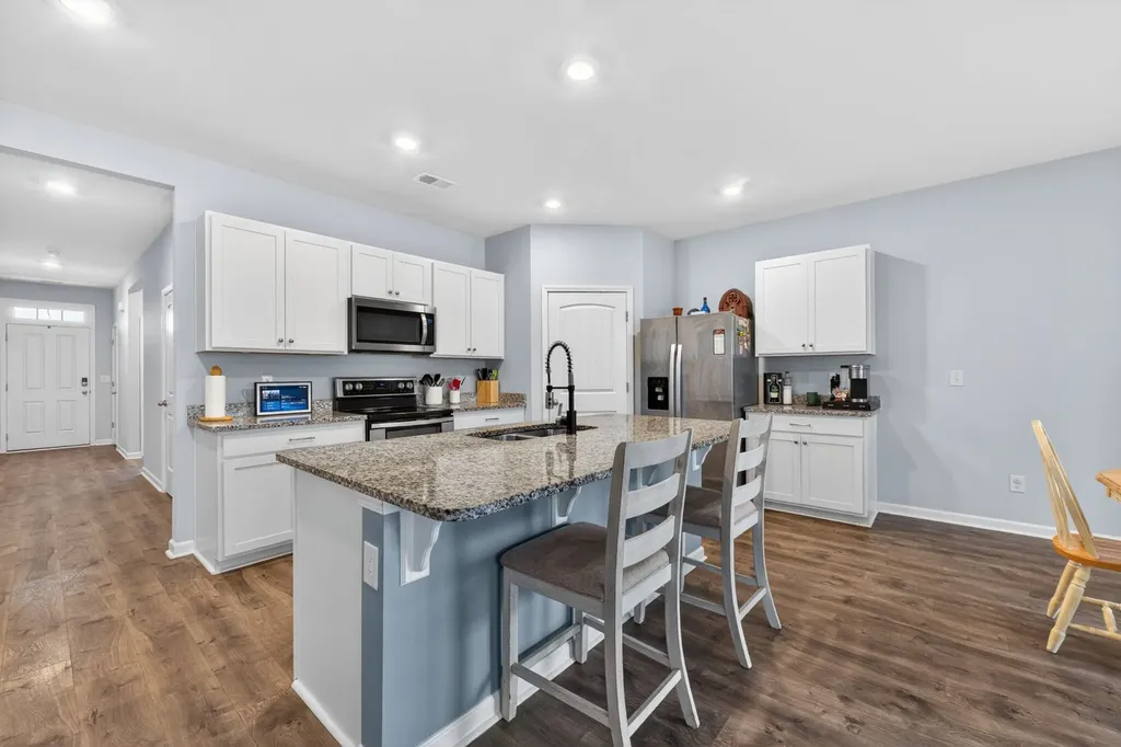 438 Lauren Lane Chapel Hill TN 37034