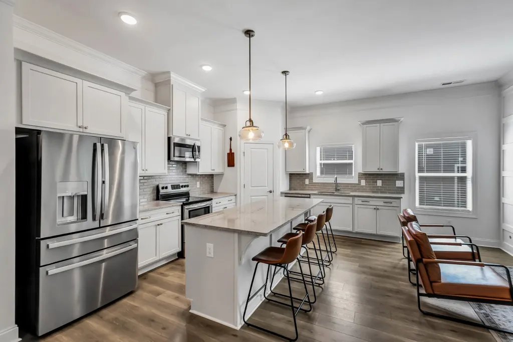 3048 Wiltshire Park Place Hermitage TN 37076