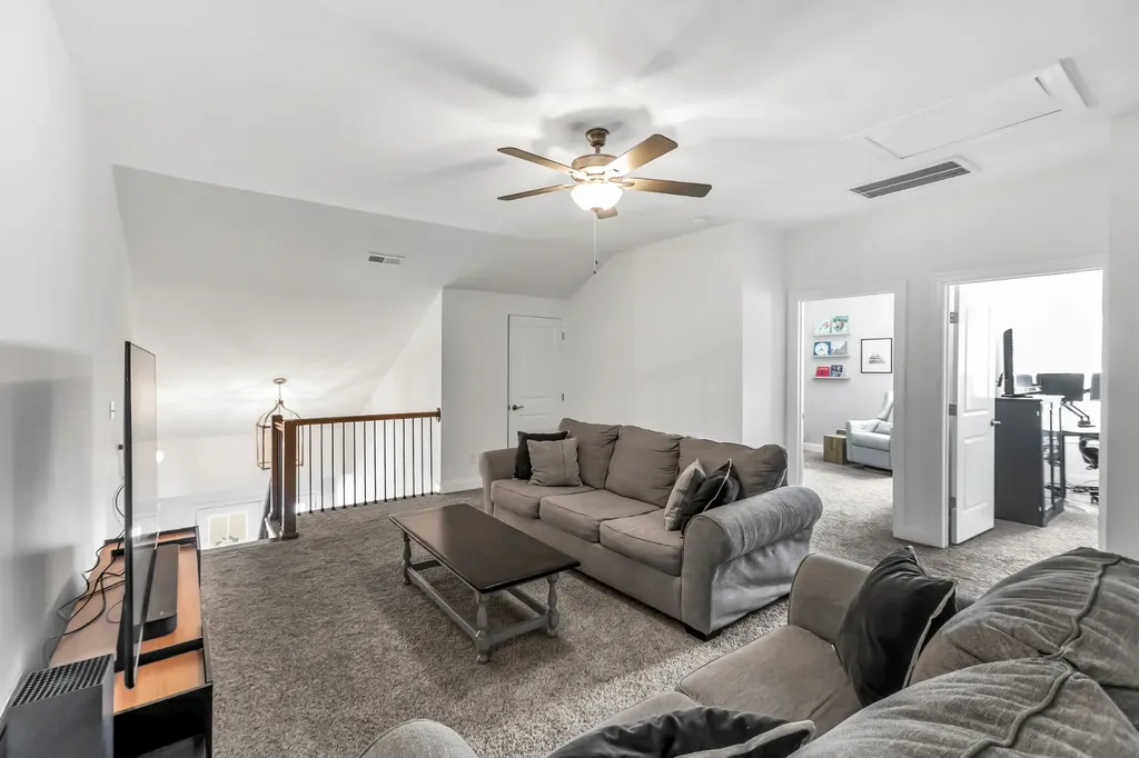 3048 Wiltshire Park Place Hermitage TN 37076