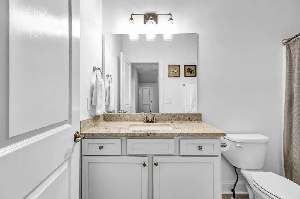 3048 Wiltshire Park Place Hermitage TN 37076
