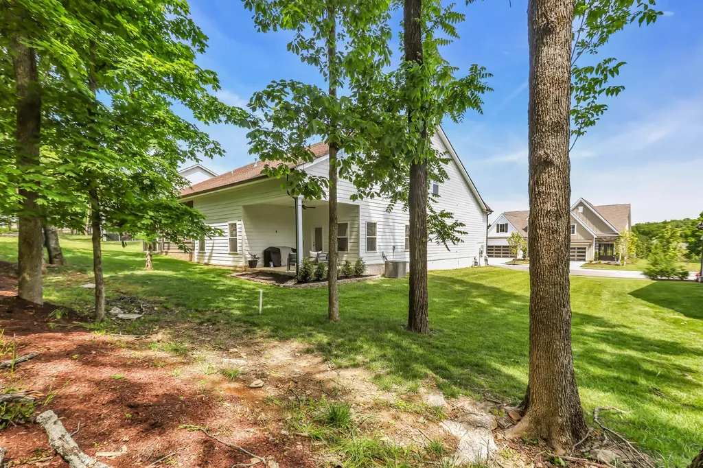 3048 Wiltshire Park Place Hermitage TN 37076