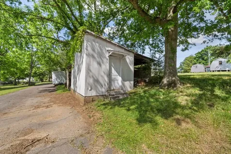 1851 Main Street Lynnville TN 38472