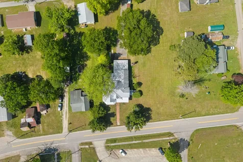 1851 Main Street Lynnville TN 38472
