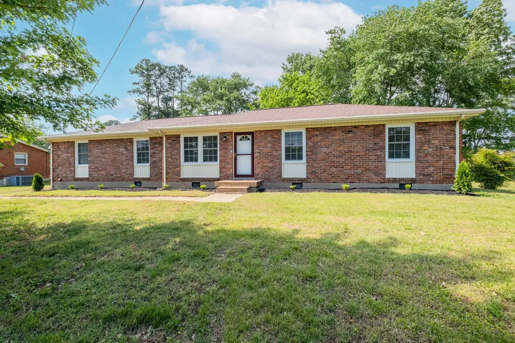 119 Gates Drive Hendersonville TN 37075