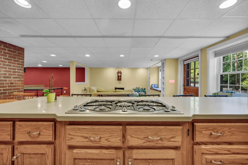 140 E Glenwood Drive Clarksville TN 37040