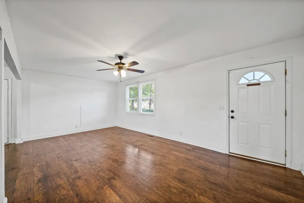 211 Tobacco Road Clarksville TN 37042