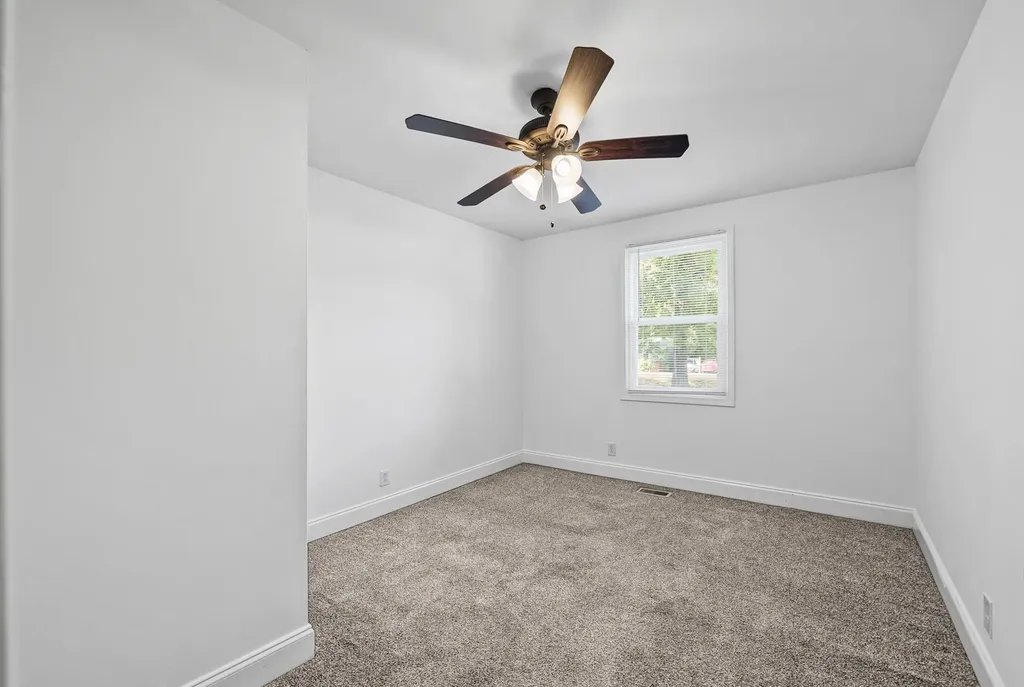 211 Tobacco Road Clarksville TN 37042