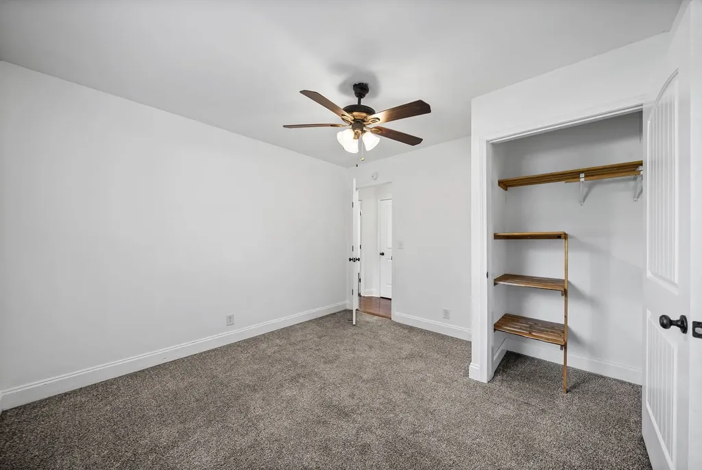 211 Tobacco Road Clarksville TN 37042