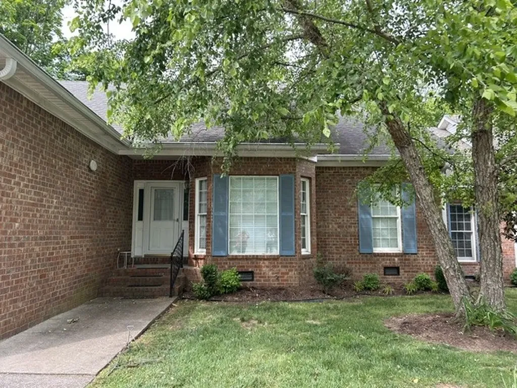 320 E Franklin Street Gallatin TN 37066