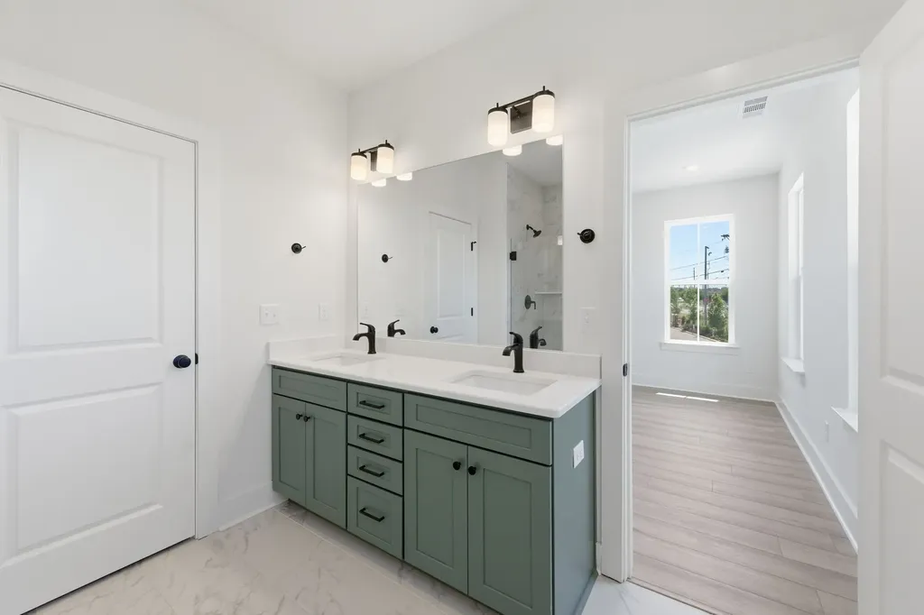 136 Nearwater Place Hendersonville TN 37075