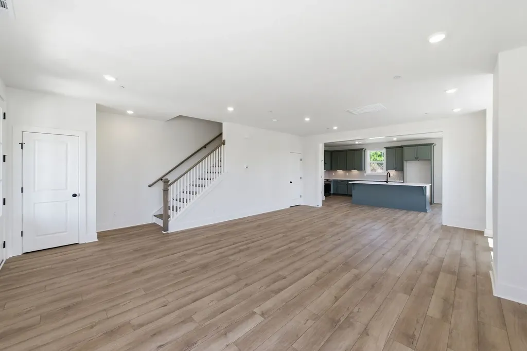 136 Nearwater Place Hendersonville TN 37075