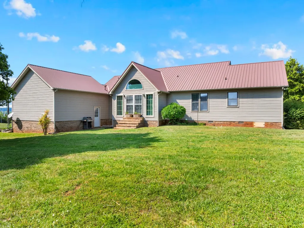 925 N Vine Street Winchester TN 37398