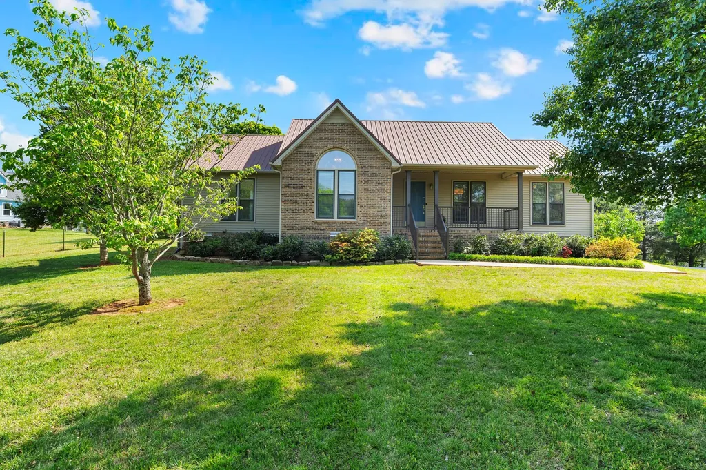 925 N Vine Street Winchester TN 37398