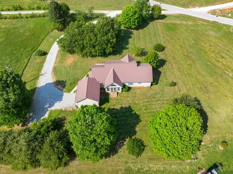 925 N Vine Street Winchester TN 37398