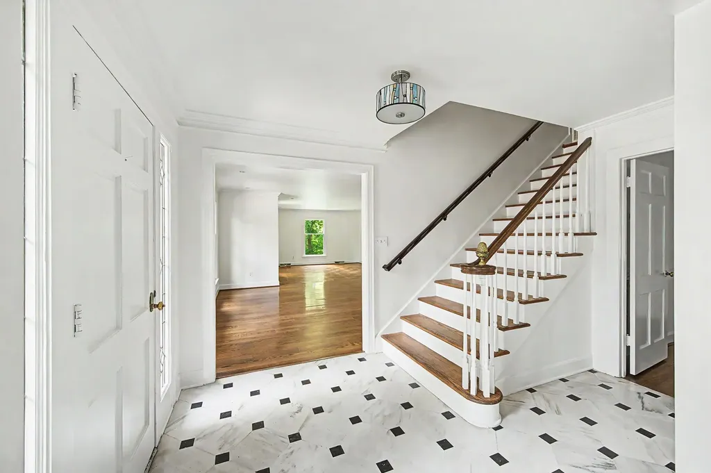 732 Sneed Road, W Franklin TN 37069