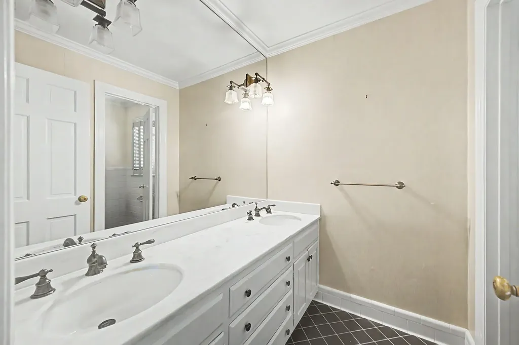 732 Sneed Road, W Franklin TN 37069