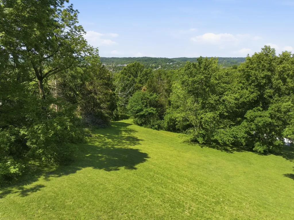 732 Sneed Road, W Franklin TN 37069