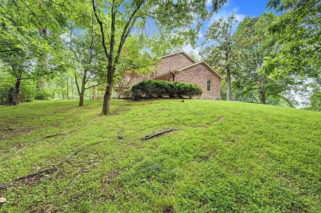 732 Sneed Road, W Franklin TN 37069