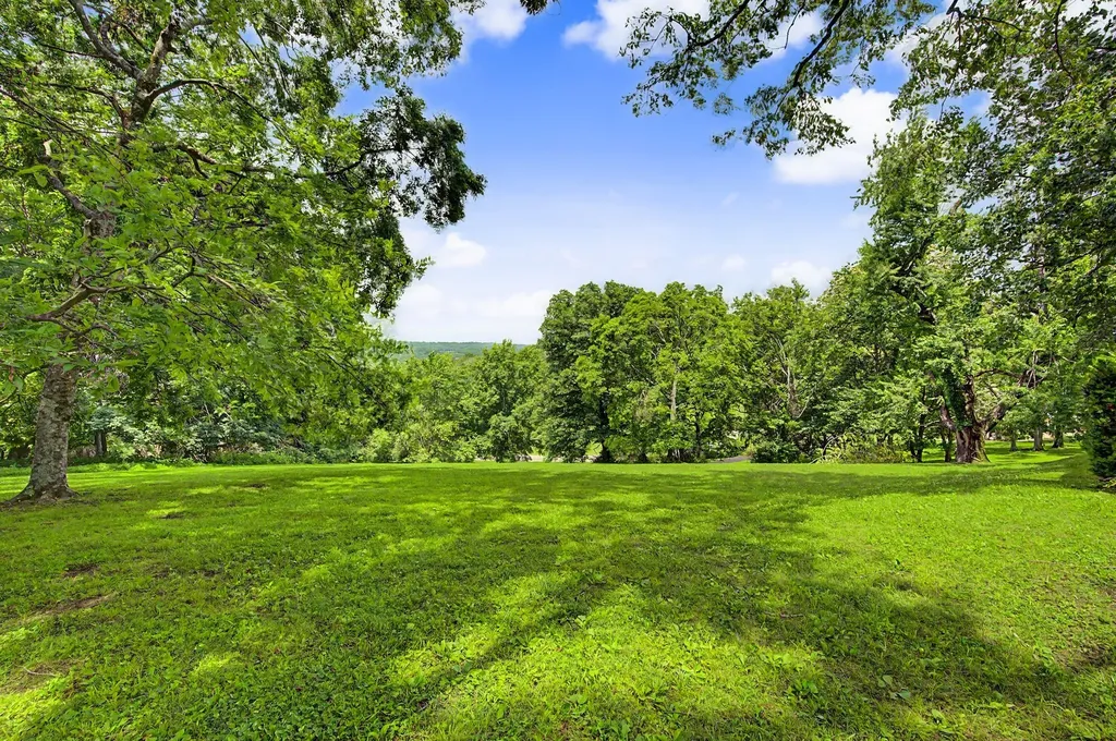 732 Sneed Road, W Franklin TN 37069