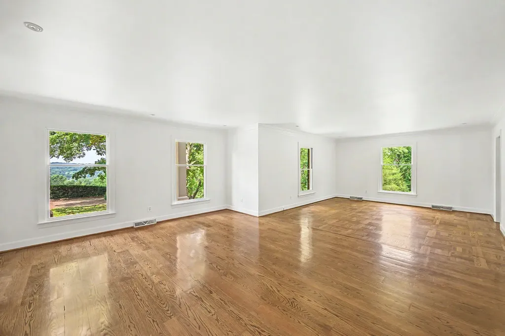 732 Sneed Road, W Franklin TN 37069