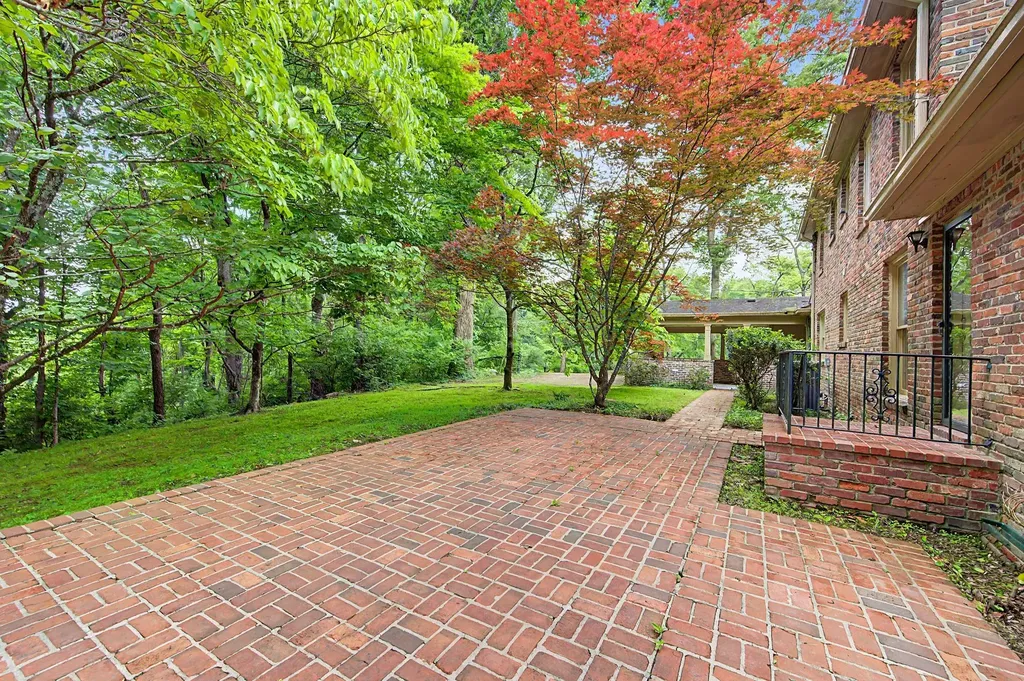 732 Sneed Road, W Franklin TN 37069