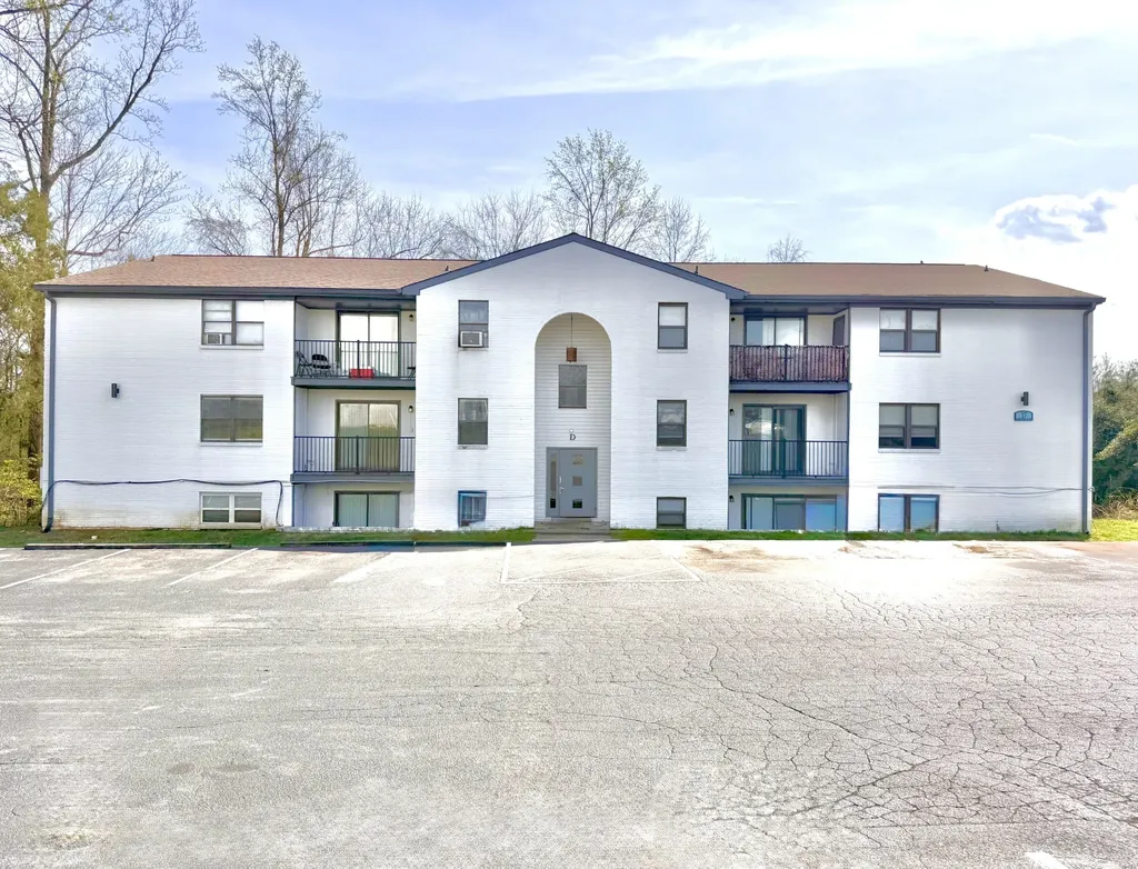 132 Jack Miller Boulevard Clarksville TN 37042