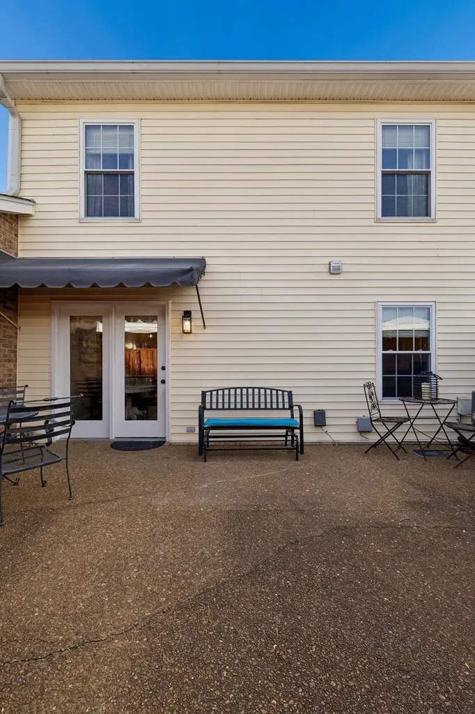 215 Cumberland Trace Nashville TN 37214