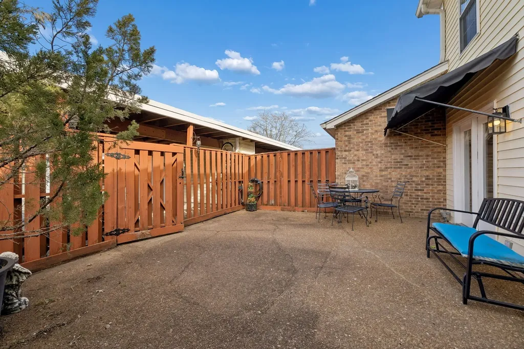 215 Cumberland Trace Nashville TN 37214