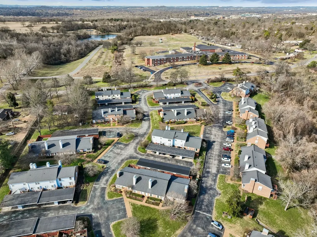 215 Cumberland Trace Nashville TN 37214