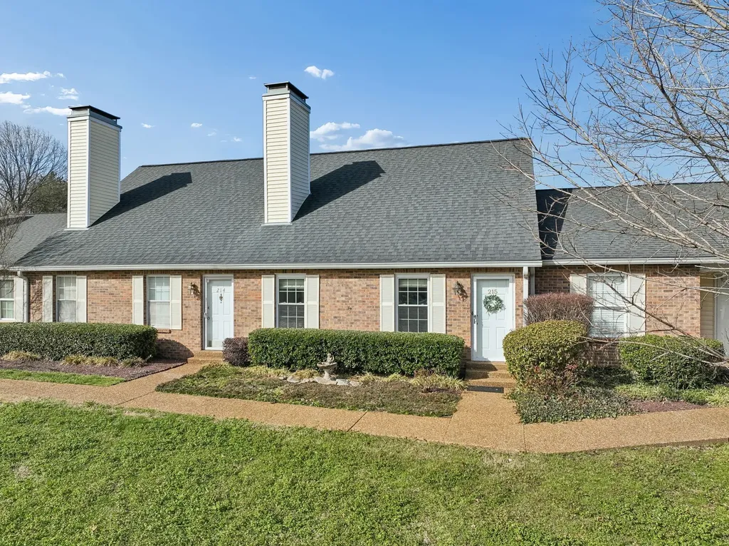 215 Cumberland Trace Nashville TN 37214