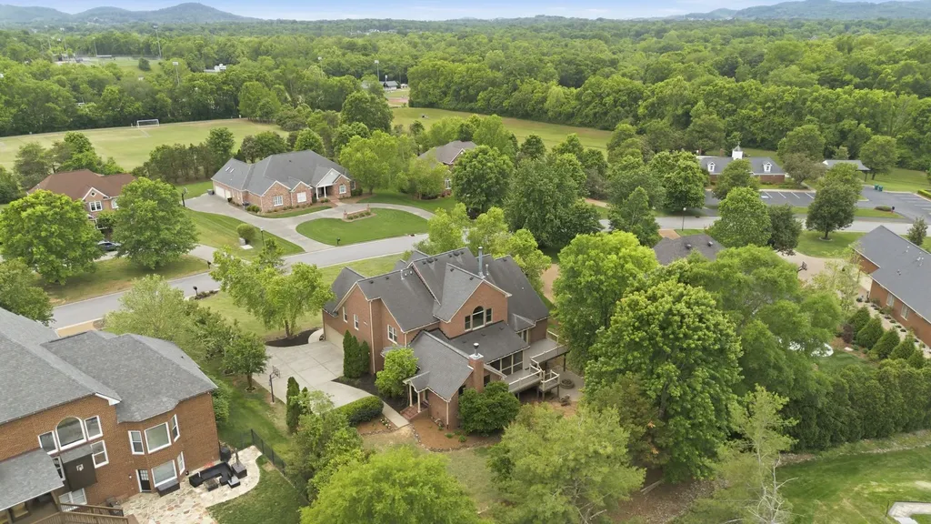1240 Concord Hunt Drive Brentwood TN 37027