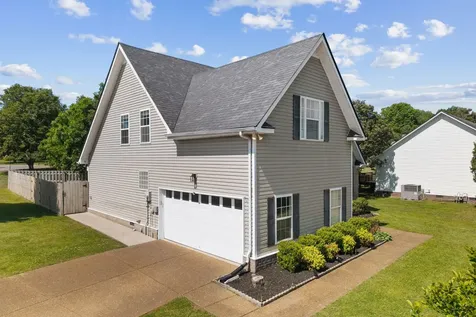 2622 Danbury Circle Spring Hill TN 37174