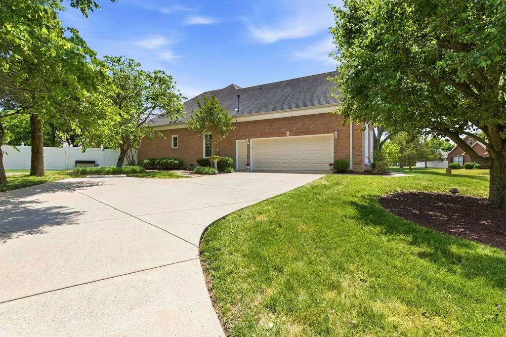 2102 Stillwell Court Murfreesboro TN 37130