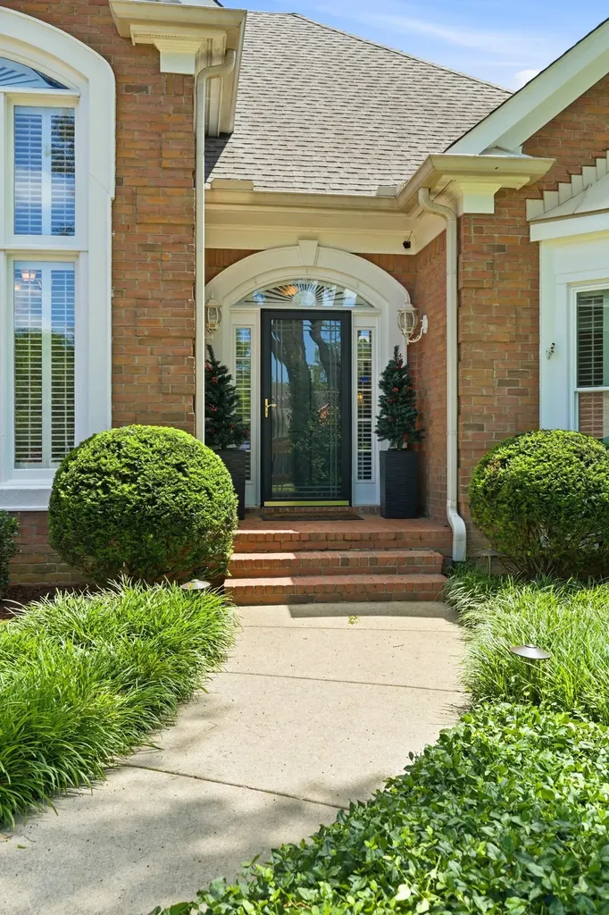 2102 Stillwell Court Murfreesboro TN 37130