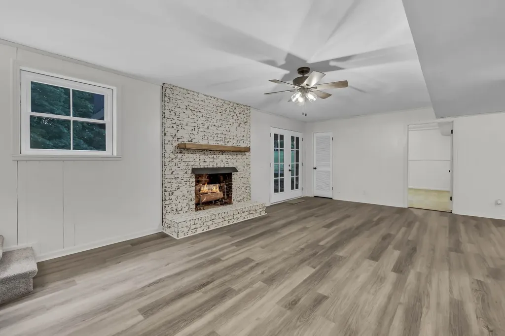 351 Hampshire Drive Clarksville TN 37043