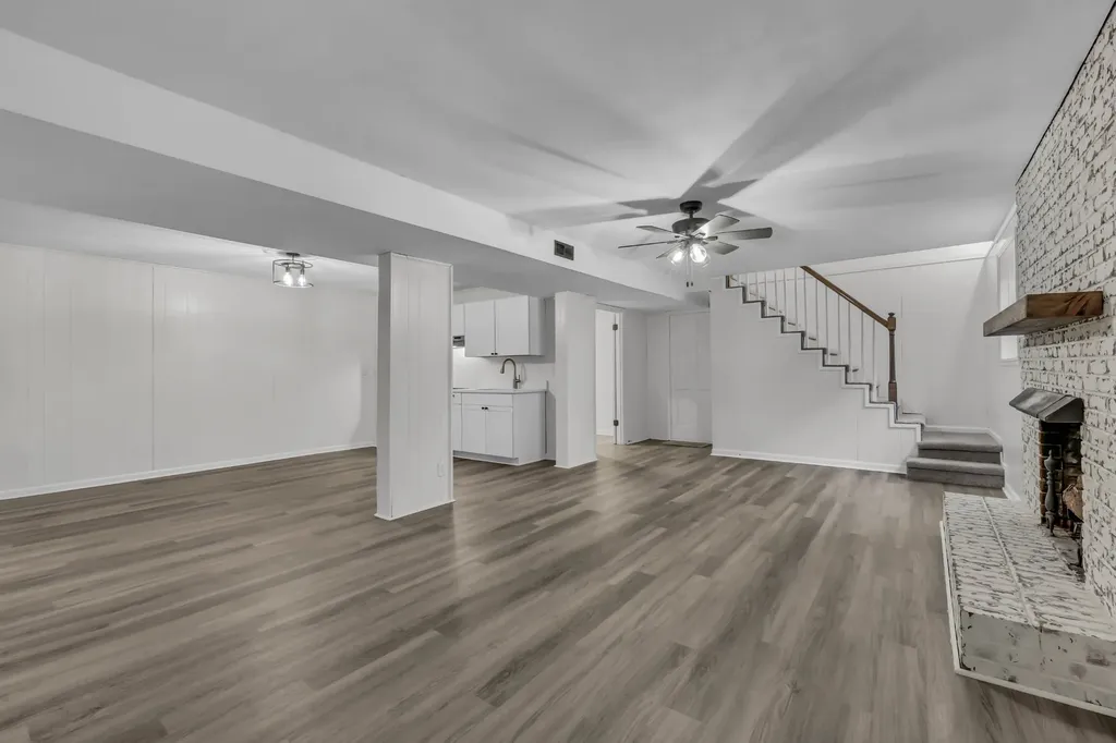351 Hampshire Drive Clarksville TN 37043