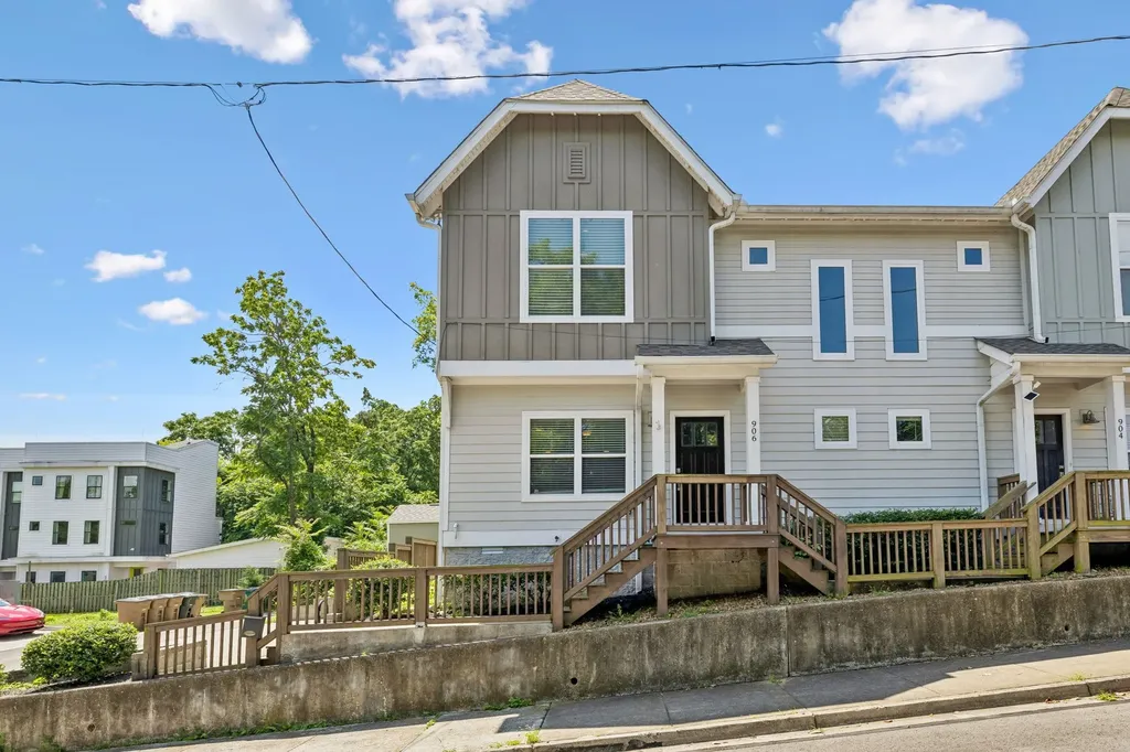 906 Smiley Street Nashville TN 37206