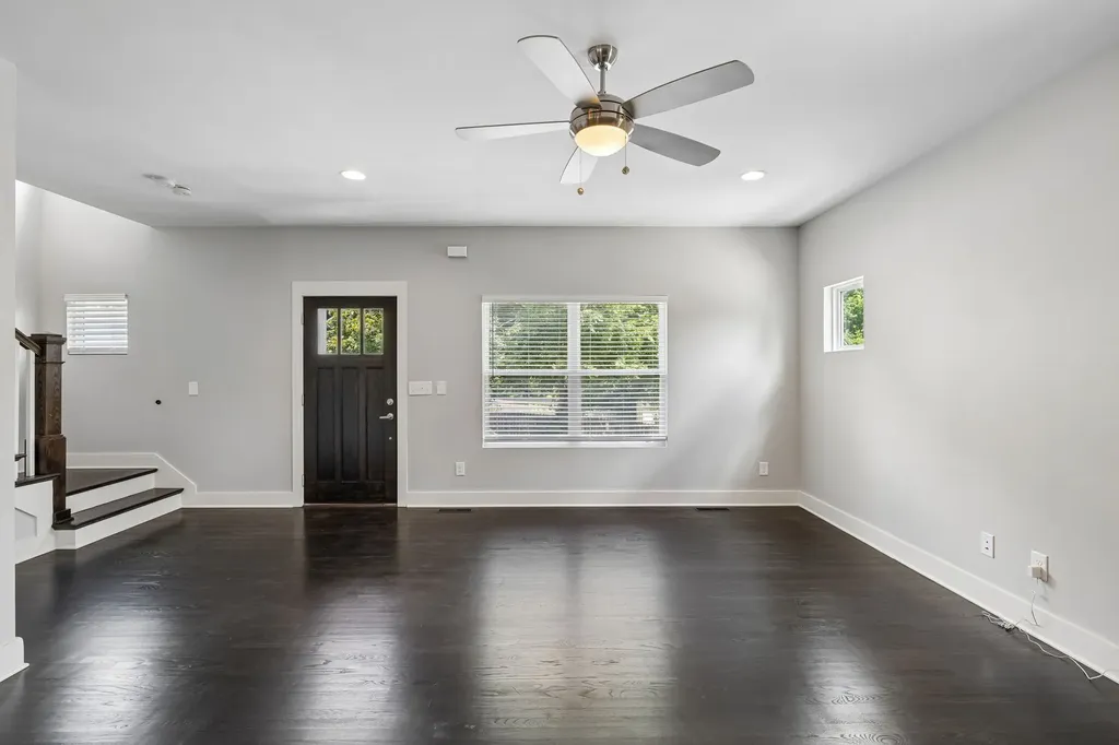 906 Smiley Street Nashville TN 37206