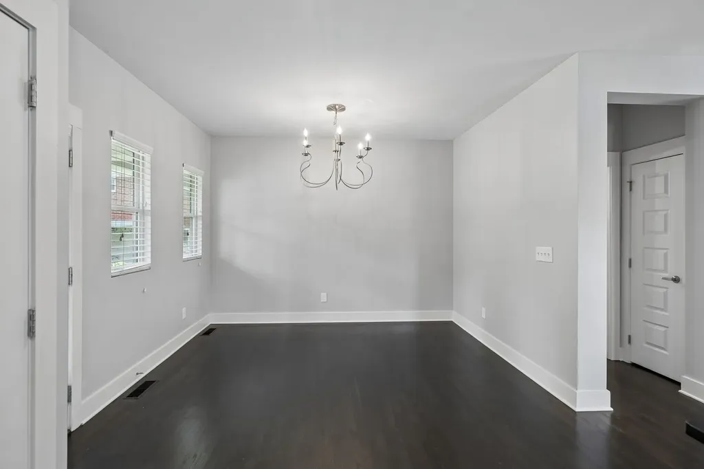 906 Smiley Street Nashville TN 37206