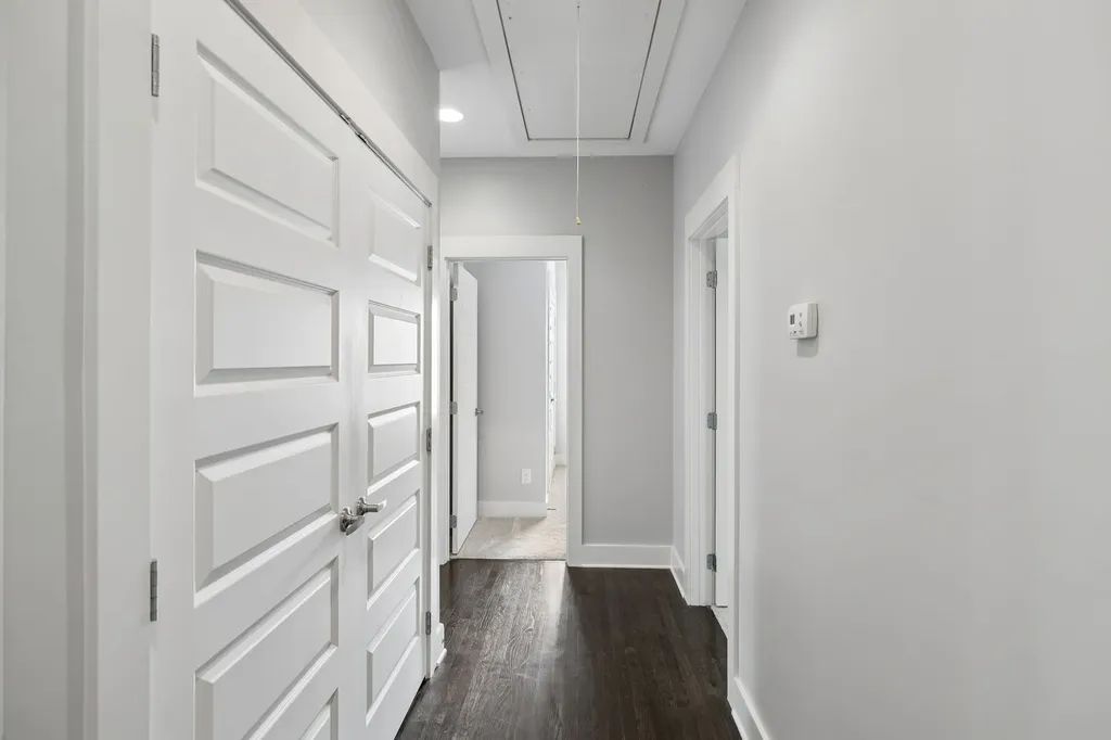 906 Smiley Street Nashville TN 37206
