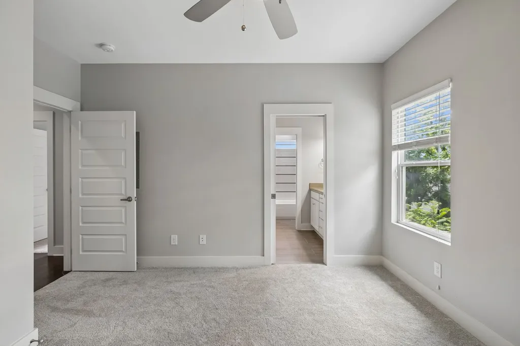 906 Smiley Street Nashville TN 37206