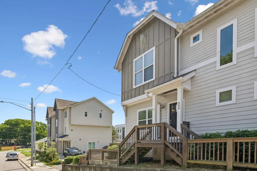 906 Smiley Street Nashville TN 37206