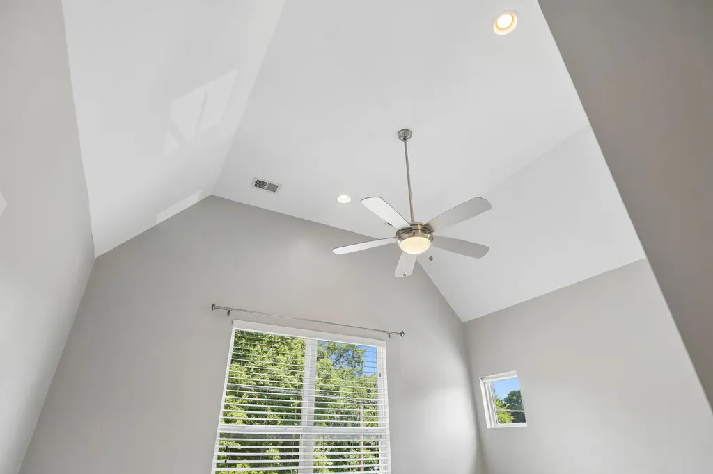 906 Smiley Street Nashville TN 37206