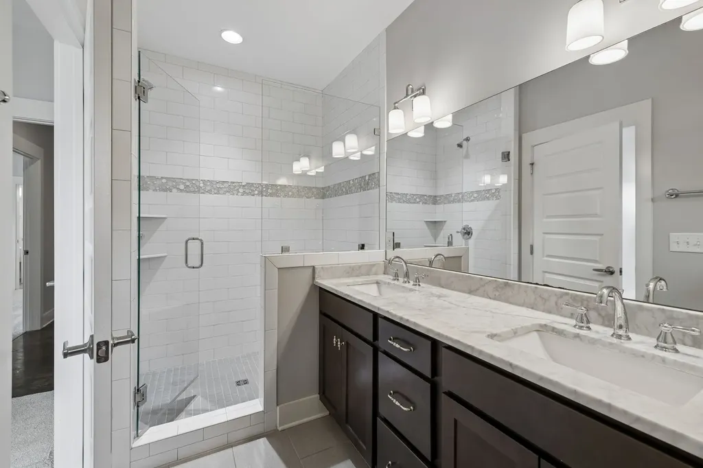906 Smiley Street Nashville TN 37206