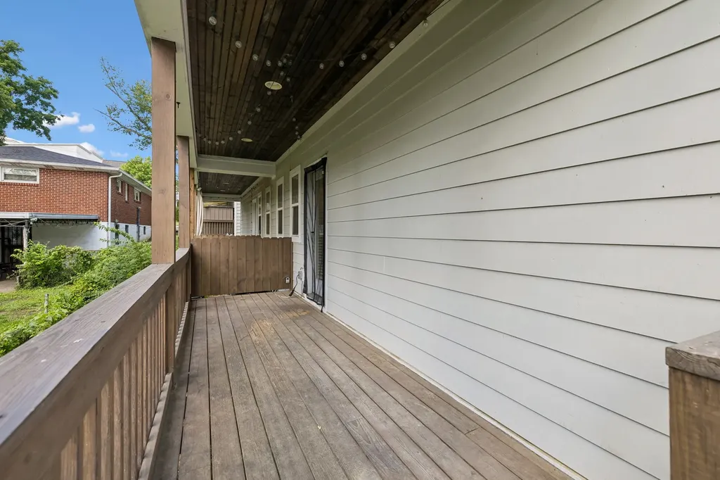 906 Smiley Street Nashville TN 37206