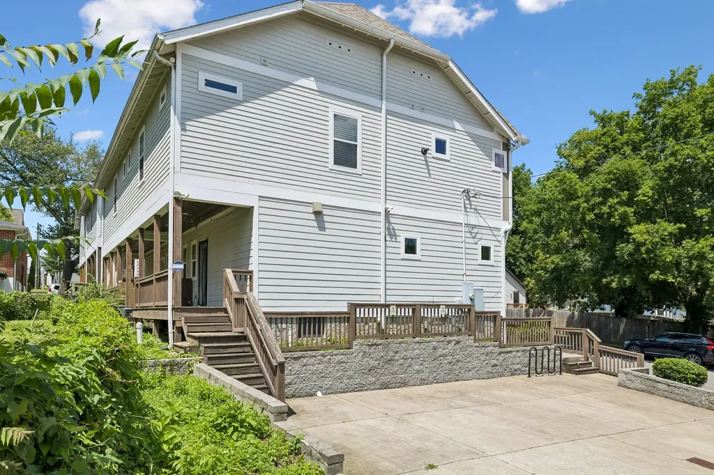 906 Smiley Street Nashville TN 37206