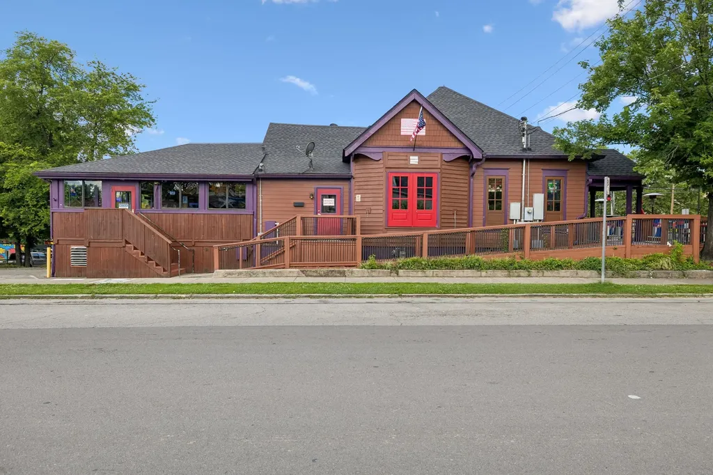 906 Smiley Street Nashville TN 37206