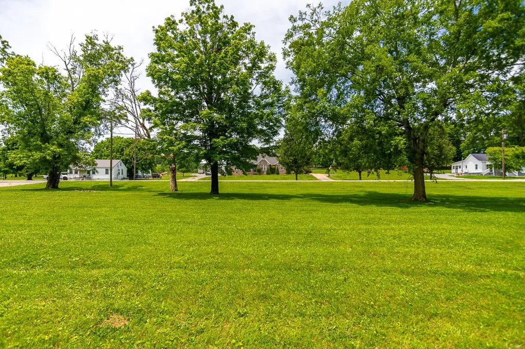 941 Shelbyville Highway Fayetteville TN 37334
